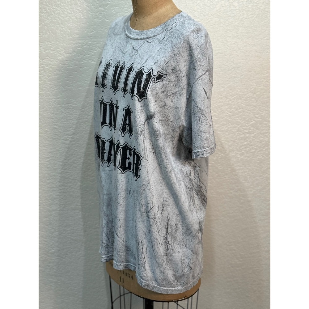 Comfort Colors Livin On A Prayer Graphic T-Shirt Gray Acid Wash Women Large NWT - Picture 5 of 8